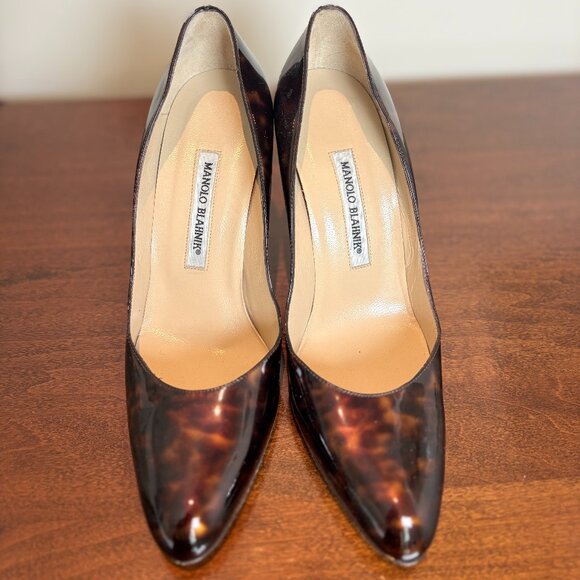 Manolo Blahnik Tortoiseshell Pumps - Picture 4 of 6